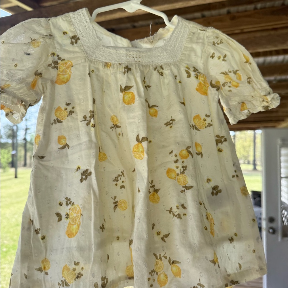 Jessica Simpson Yellow Floral Blouse with Puffed Sleeves